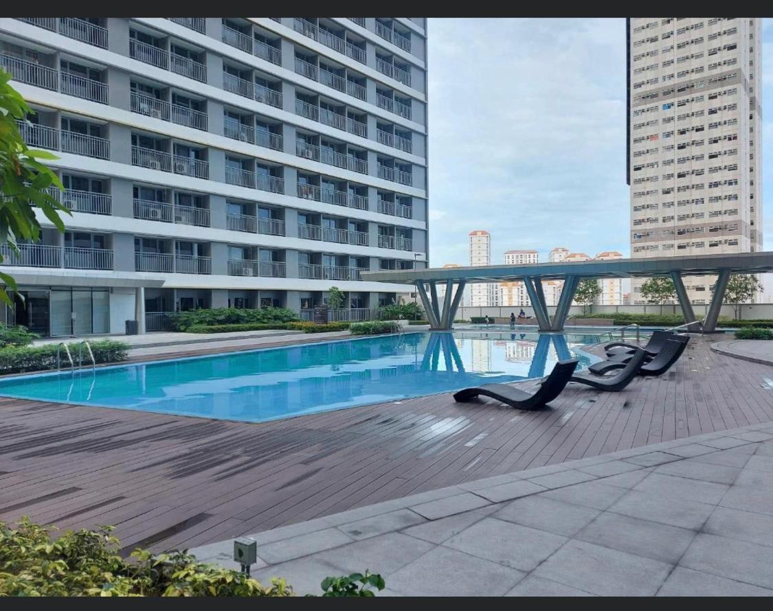 Staycation Mandaluyong ภายนอก รูปภาพ